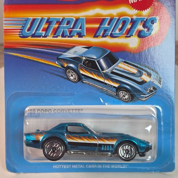 Hot Wheels Ultra Hots 1969 Copo Corvette Die-Cast - Picture 4 of 16